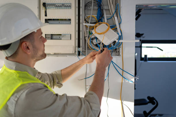 Best Emergency Electrical Repair  in Pasco, WA